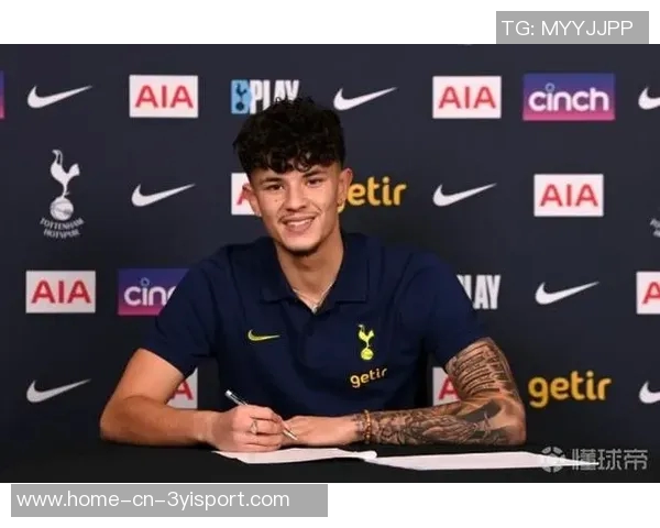 前热刺切尔西青训前锋苏苏普贝尔获泰国队征召年仅21岁